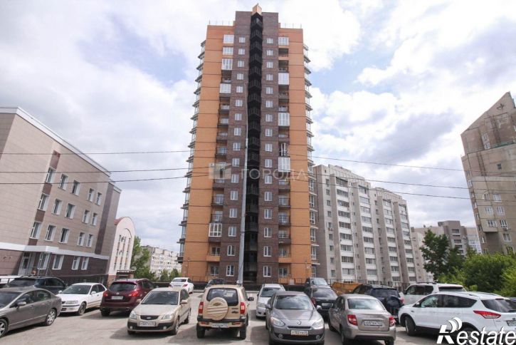 3-комн квартира улица Папанинцев, 145,  д. 145