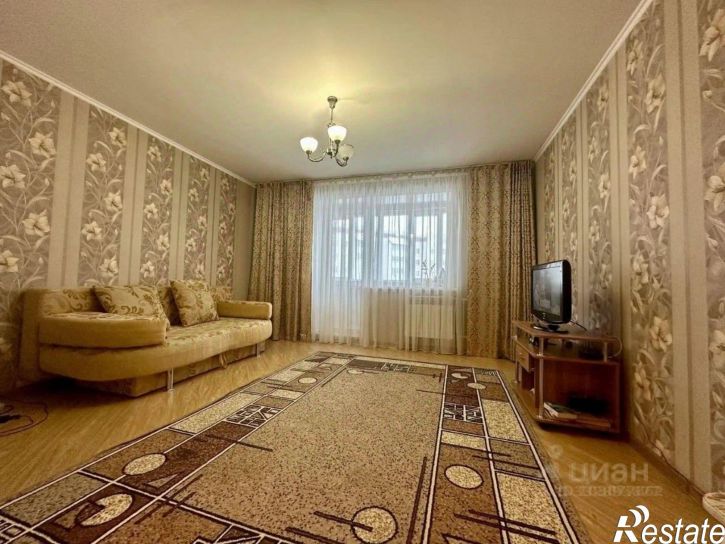 2-комн квартира Лазурная улица, 19,  д. 19