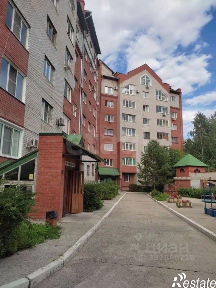 5-комн квартира ул Молодежная, 62Б,  д. 62Б