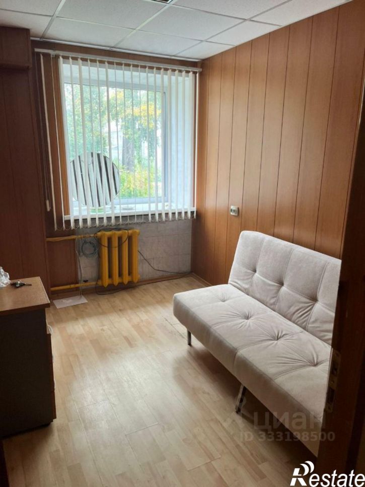 3-комн квартира улица Профинтерна, 44,  д. 44