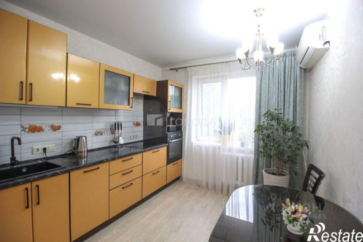 3-комн квартира улица Антона Петрова, 223,  д. 223