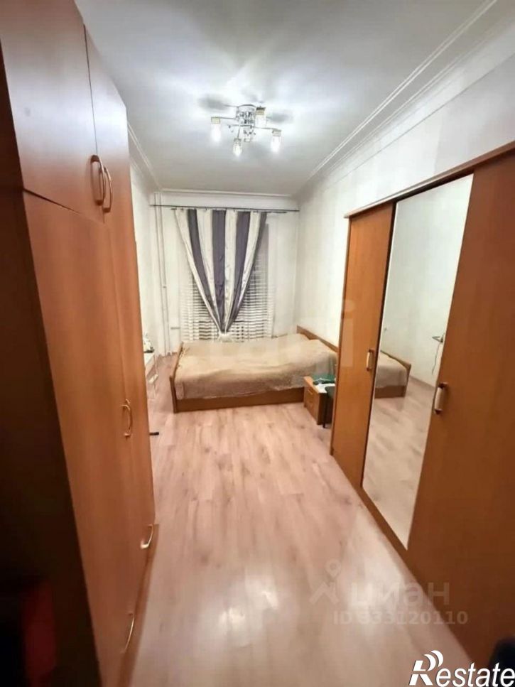 3-комн квартира улица Профинтерна, 10А,  д. 10А