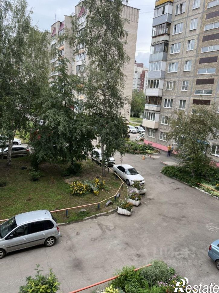 3-комн квартира ул Антона Петрова, 256,  д. 256