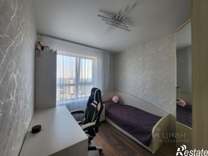 4-комн квартира Взлётная улица, 38,  д. 38