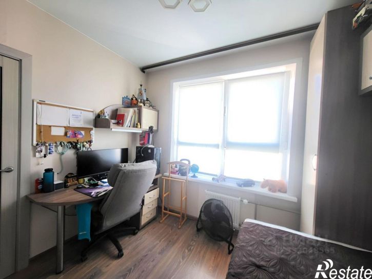 4-комн квартира Взлётная улица, 38,  д. 38