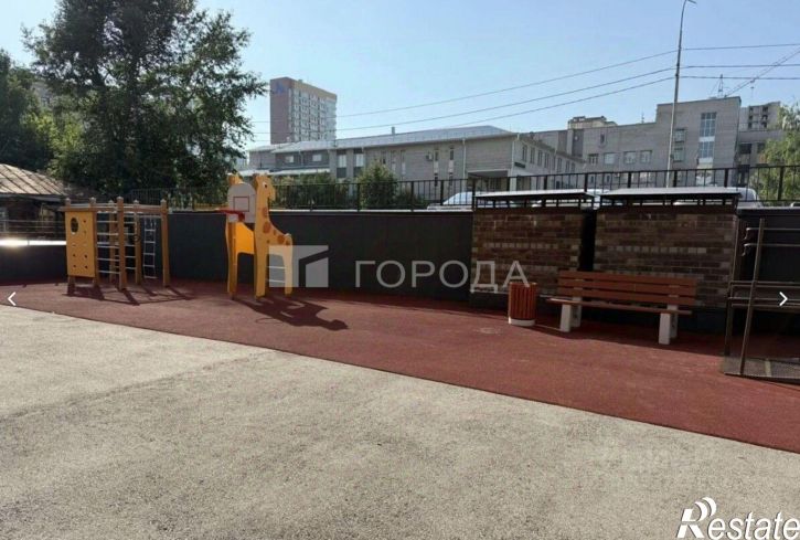 3-комн квартира ул Папанинцев, 145,  д. 145