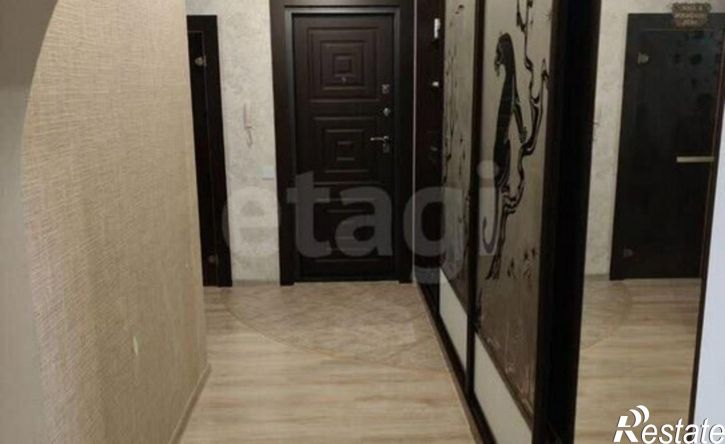3-комн квартира ул Солнечная Поляна, 105,  д. 105