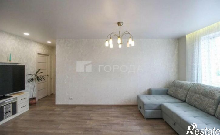 4-комн квартира улица Никитина, 107,  д. 107