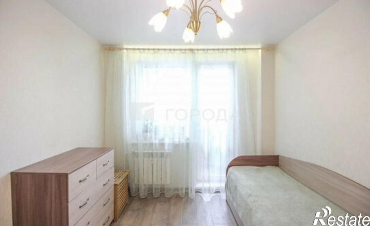 4-комн квартира улица Никитина, 107,  д. 107