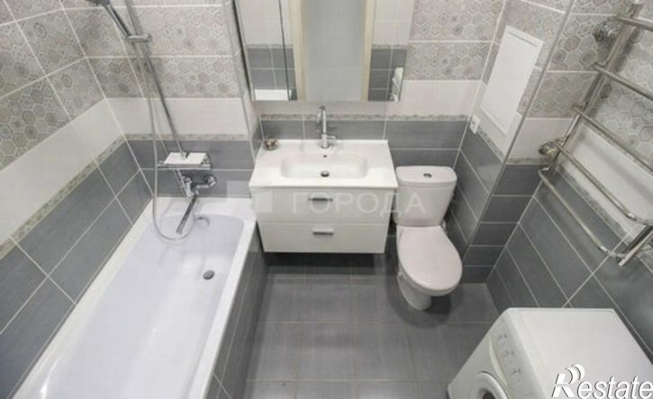 4-комн квартира улица Никитина, 107,  д. 107
