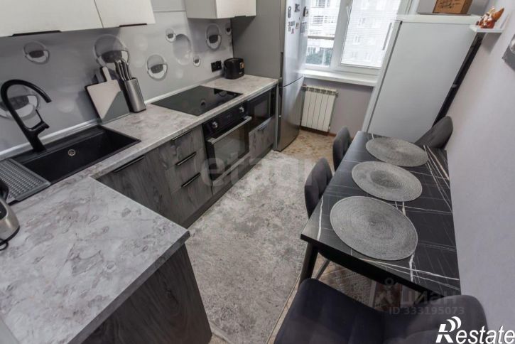 3-комн квартира ул Шумакова, 58,  д. 58