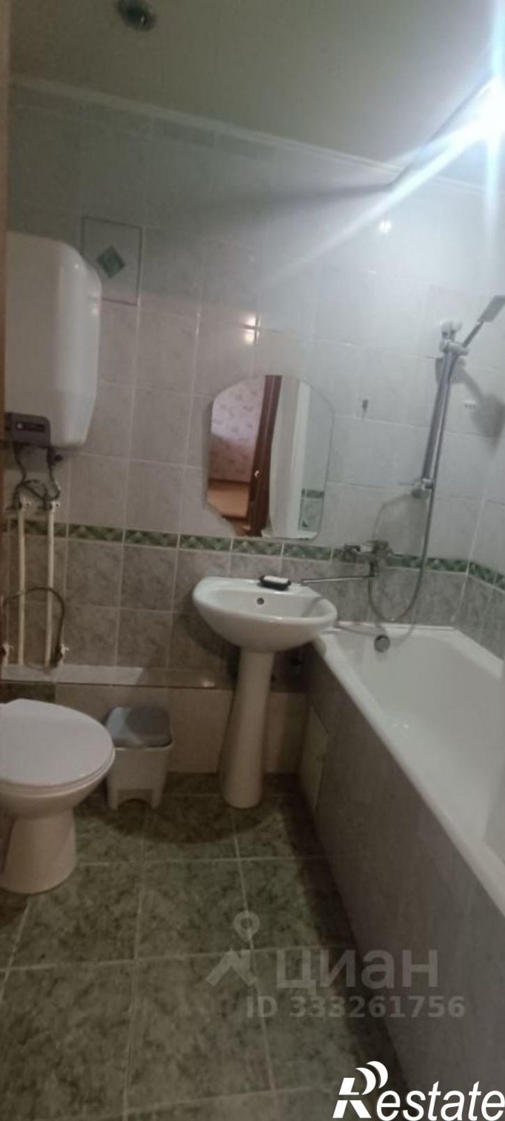 2-комн квартира ул Сухэ-Батора, 11,  д. 11