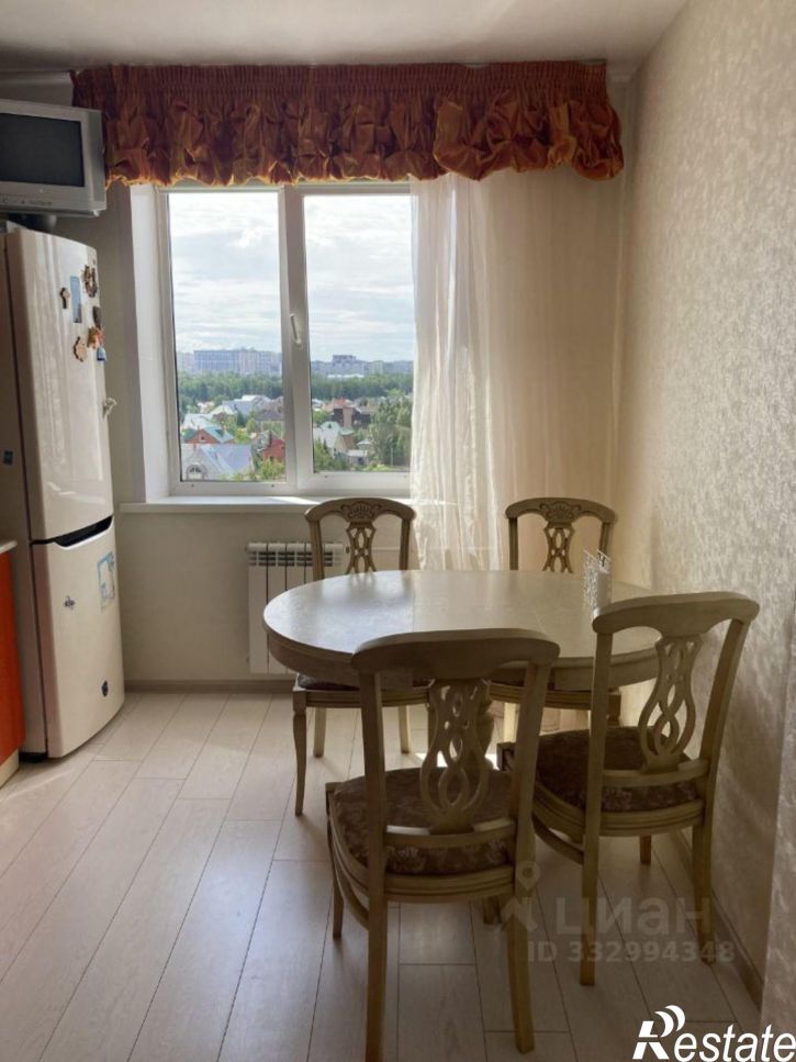 3-комн квартира Новгородская улица, 14,  д. 14