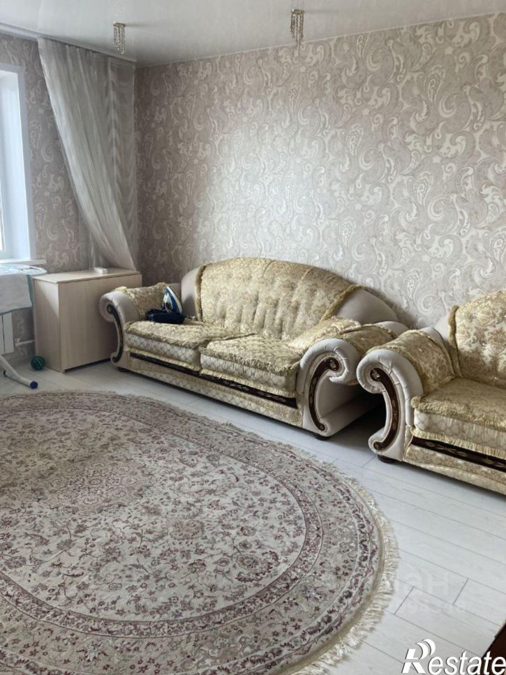 3-комн квартира Новгородская улица, 14,  д. 14