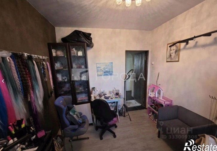 4-комн квартира улица Нахимова, 4А,  д. 4А