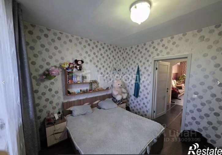 4-комн квартира улица Нахимова, 4А,  д. 4А