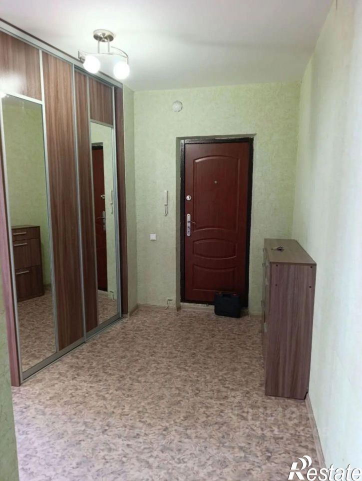 3-комн квартира улица Сергея Семёнова, 17,  д. 17