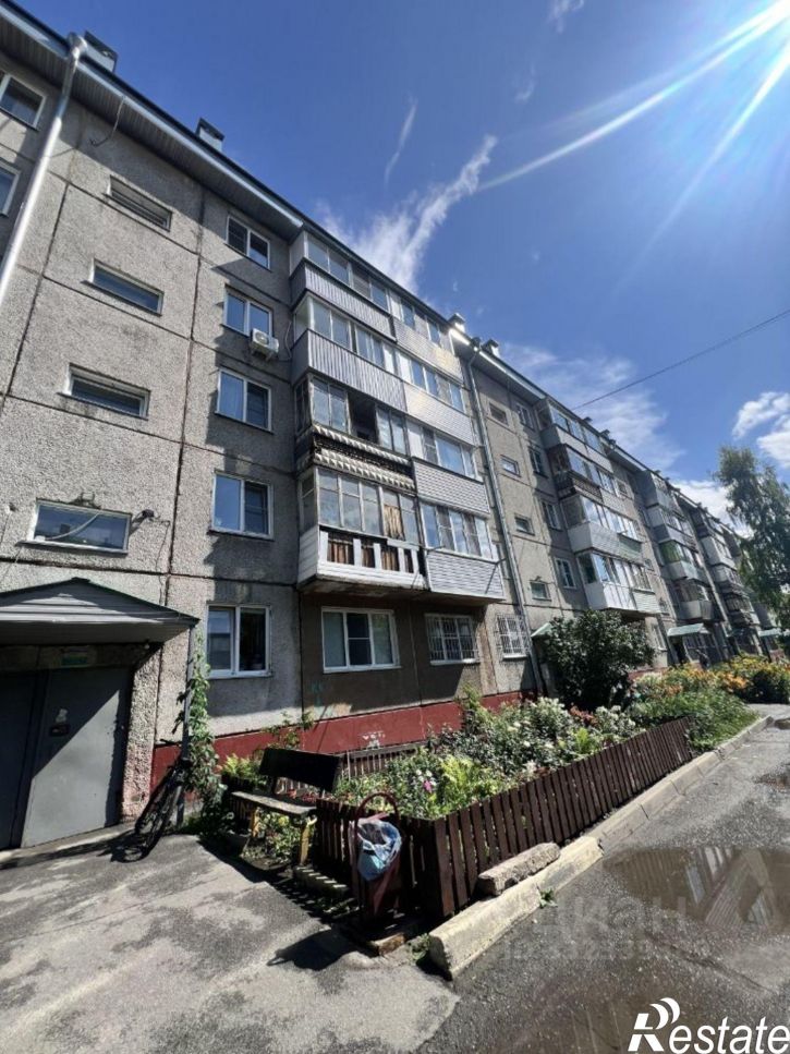 3-комн квартира ул Антона Петрова, 154,  д. 154