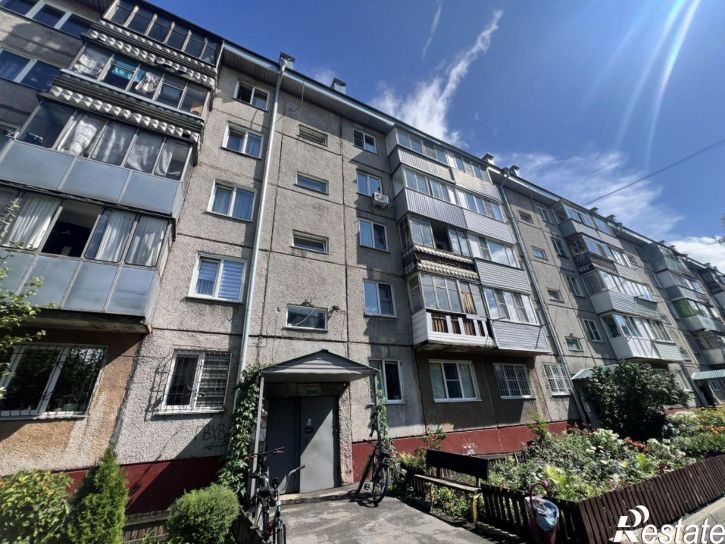 3-комн квартира ул Антона Петрова, 154,  д. 154