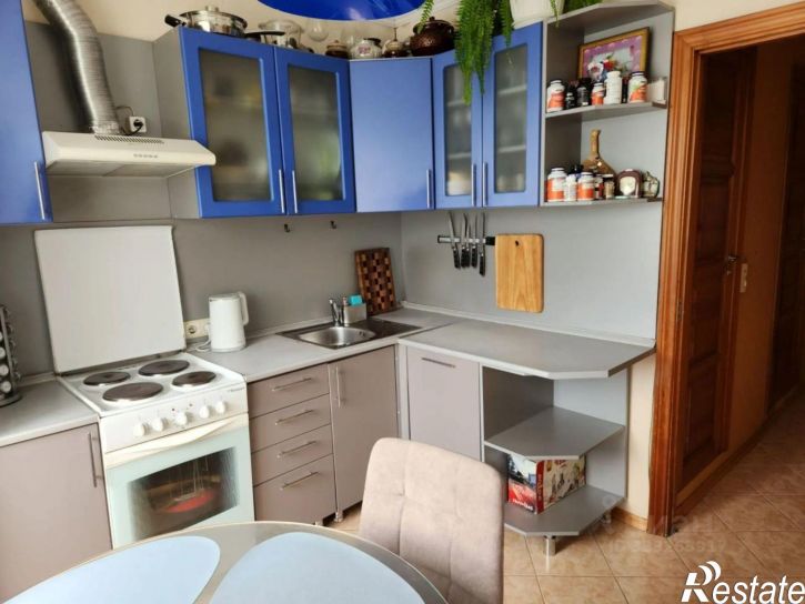 2-комн квартира улица Антона Петрова, 239,  д. 239
