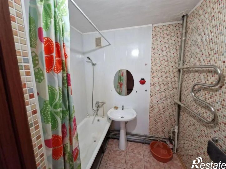 2-комн квартира Лазурная улица, 44,  д. 44