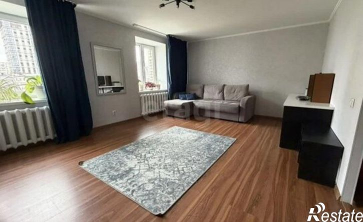 4-комн квартира ул Папанинцев, 121А,  д. 121А