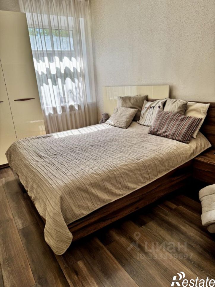 3-комн квартира проспект Калинина, 5,  д. 5