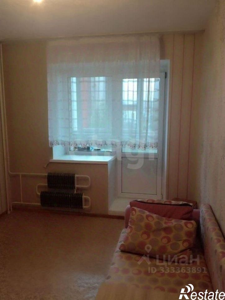 2-комн квартира Лазурная улица, 19,  д. 19