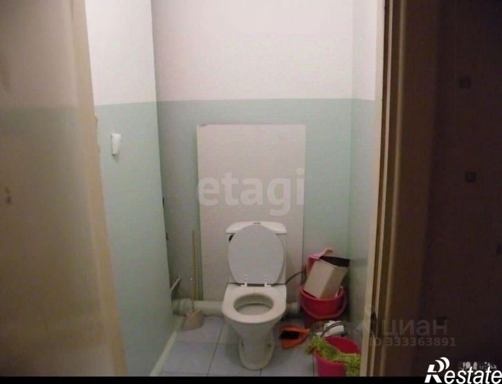 2-комн квартира Лазурная улица, 19,  д. 19