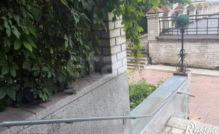 3-комн квартира ул Короленко, 91,  д. 91