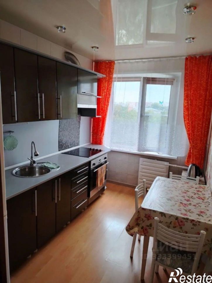 2-комн квартира ул 50 лет СССР, 27,  д. 27