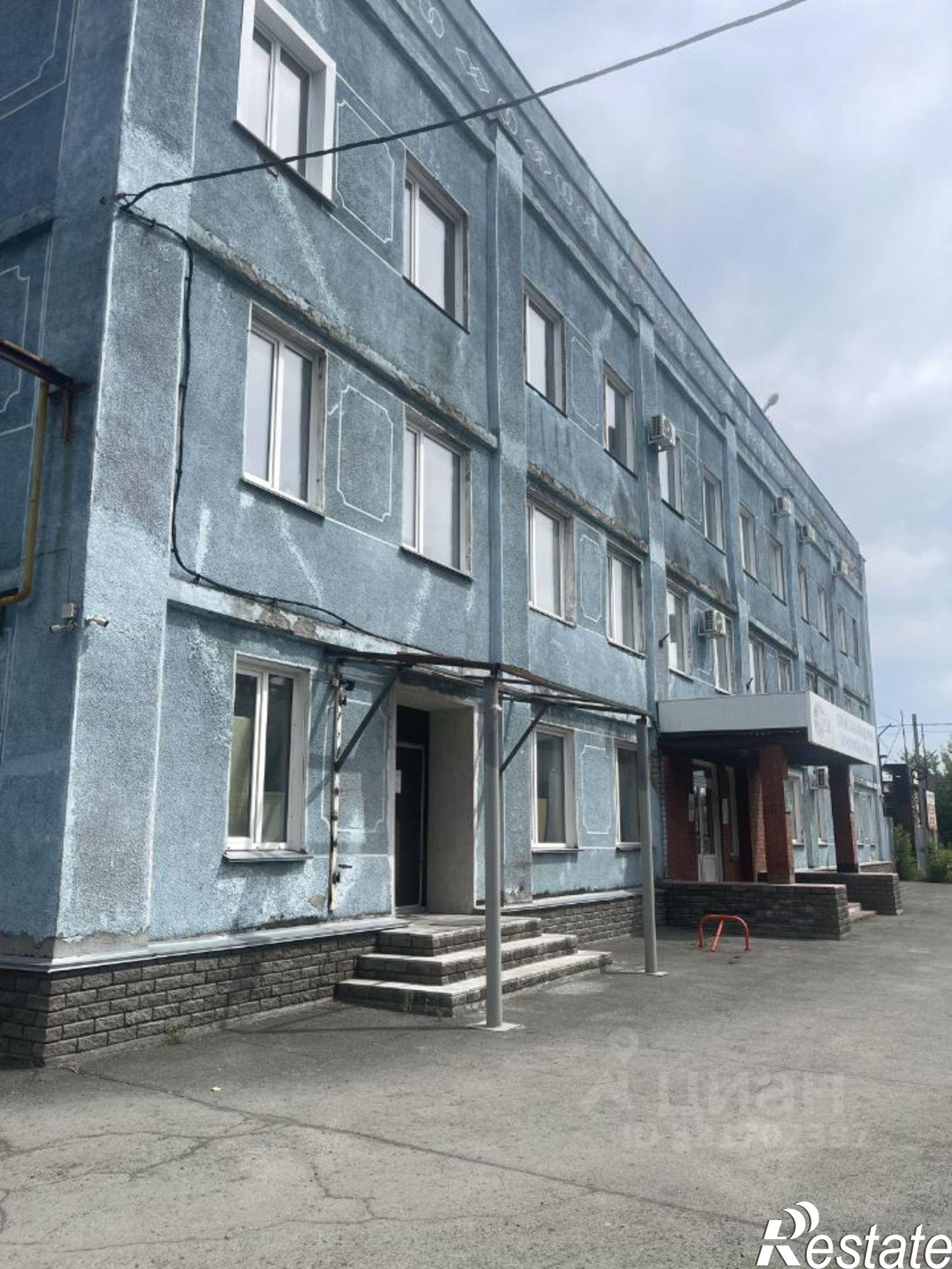 Сдать гараж, место в паркинге за 2 000 рублей на проспект Космонавтов, 34