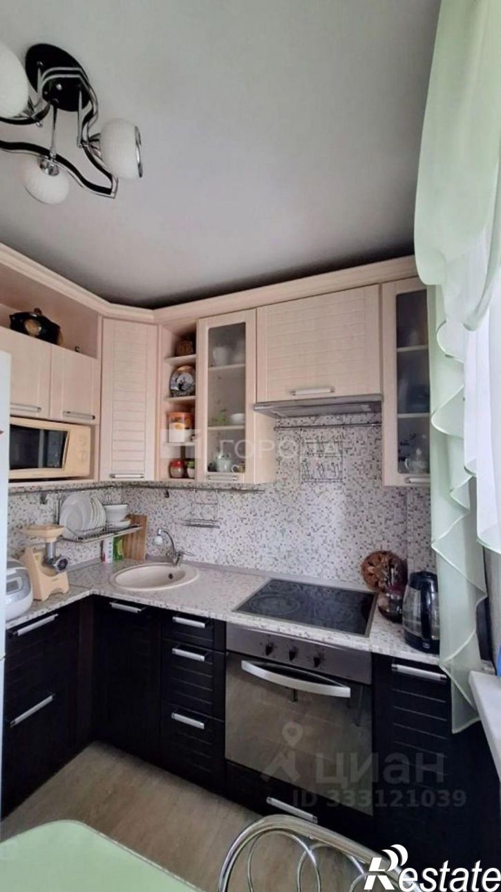 2-комн квартира проспект Космонавтов, 61Е,  д. 61Е