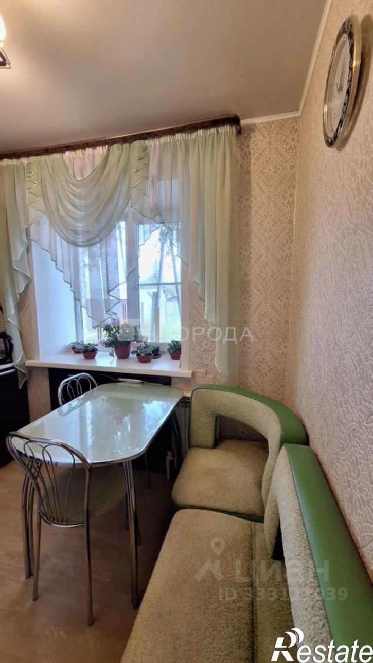 2-комн квартира проспект Космонавтов, 61Е,  д. 61Е