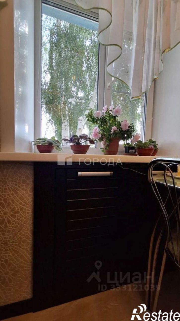 2-комн квартира проспект Космонавтов, 61Е,  д. 61Е