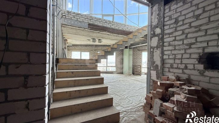4-комн квартира улица Профинтерна, 7А,  д. 7А