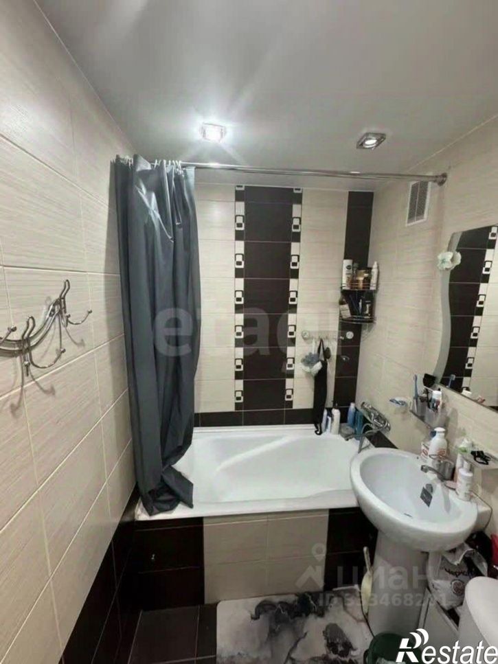 2-комн квартира ул Антона Петрова, 136,  д. 136