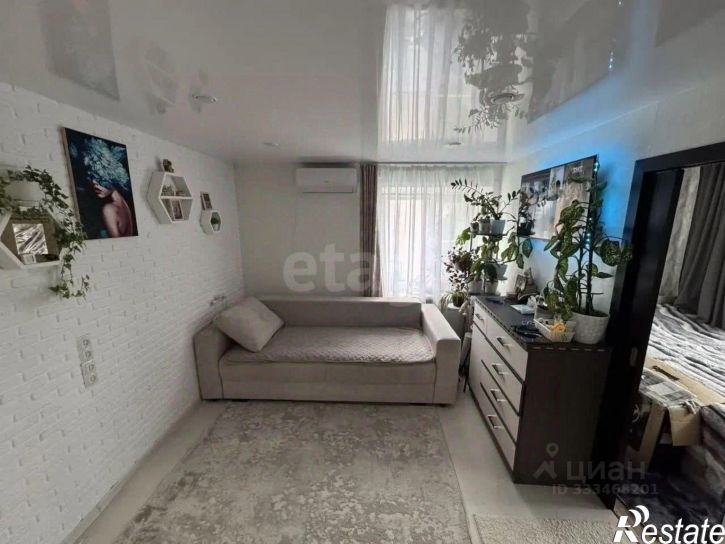 2-комн квартира ул Антона Петрова, 136,  д. 136