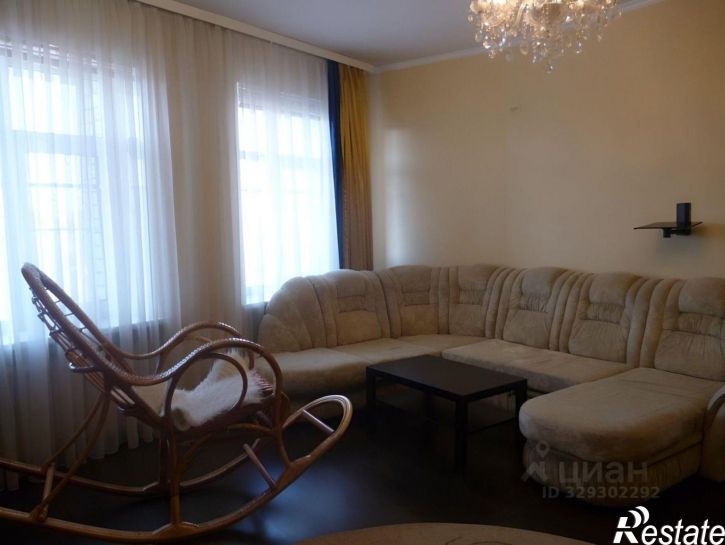 3-комн квартира улица Анатолия, 20,  д. 20
