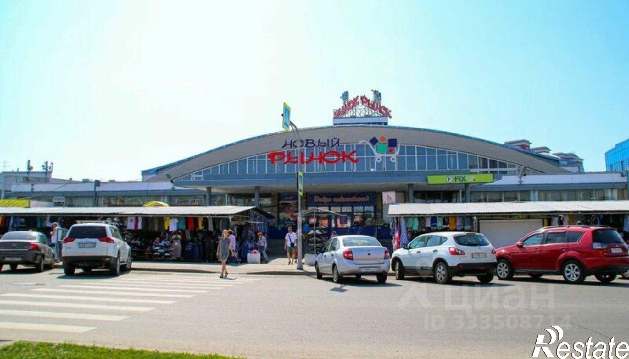 Сдать торговое помещение за 8 259 000 рублей на улица Пионеров, 13