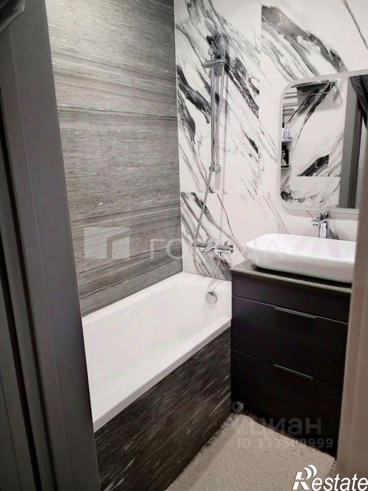 2-комн квартира пр-кт Строителей, 33,  д. 33