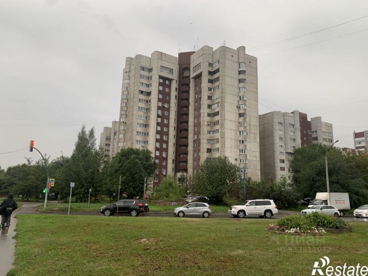 3-комн квартира ул Антона Петрова, 235А/98,  д. 235А/98
