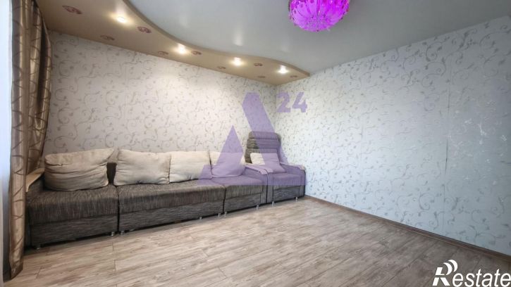 3-комн квартира улица Шумакова, дом 53