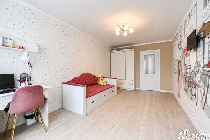 3-комн квартира улица Малахова, 95,  д. 95
