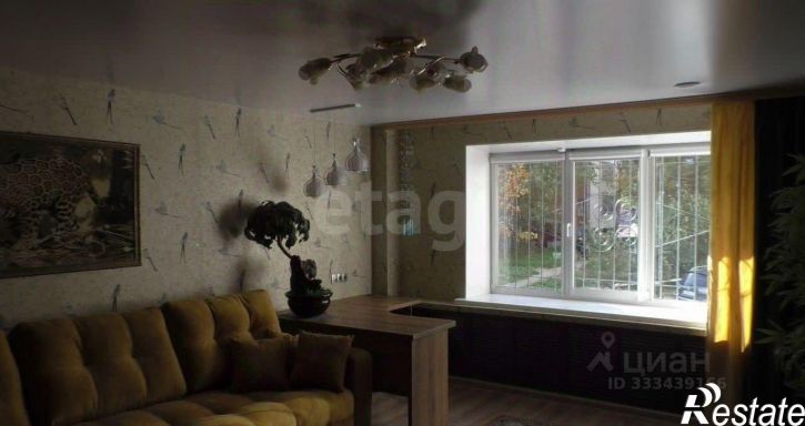 3-комн квартира улица Попова, 98,  д. 98