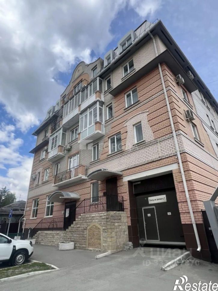 3-комн квартира ул Никитина, 98,  д. 98