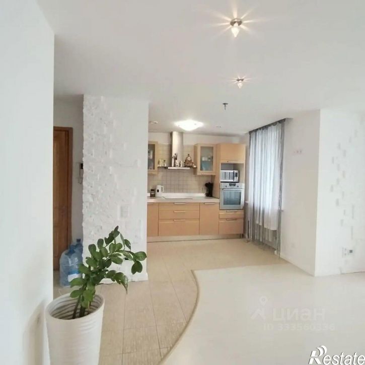 3-комн квартира ул Папанинцев, 114,  д. 114