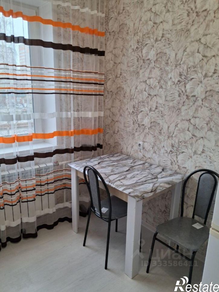 2-комн квартира улица Попова, 107,  д. 107