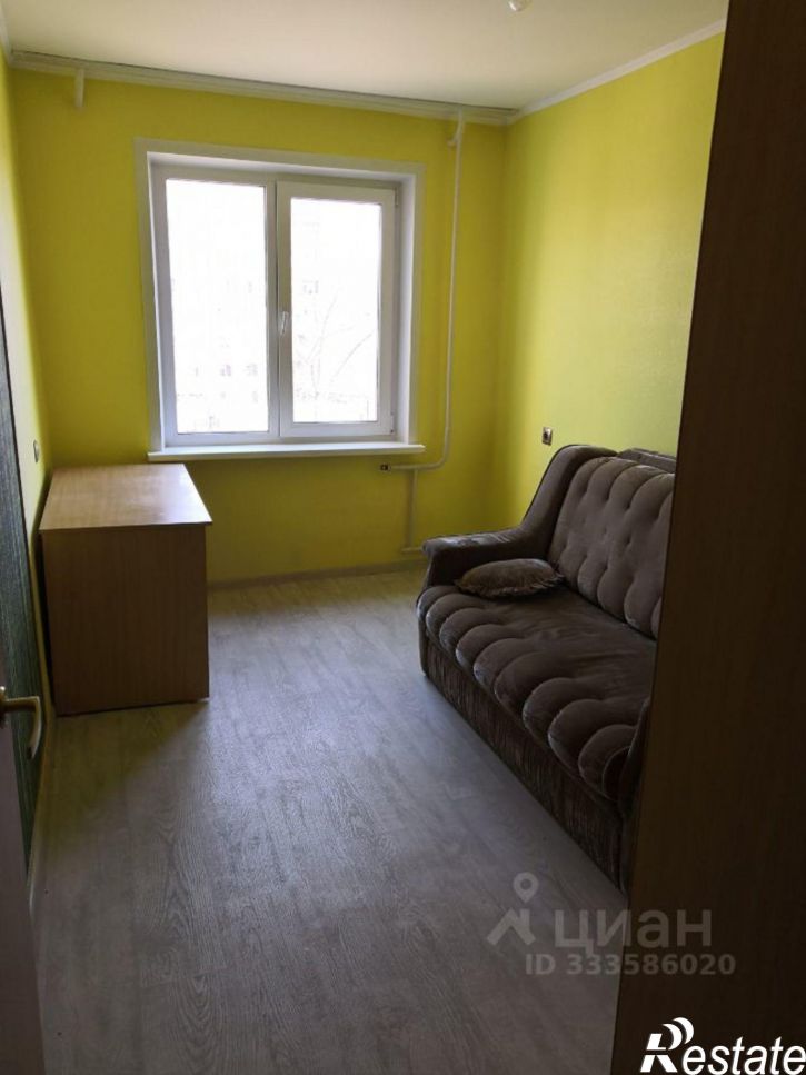 2-комн квартира улица Георгия Исакова, 247,  д. 247