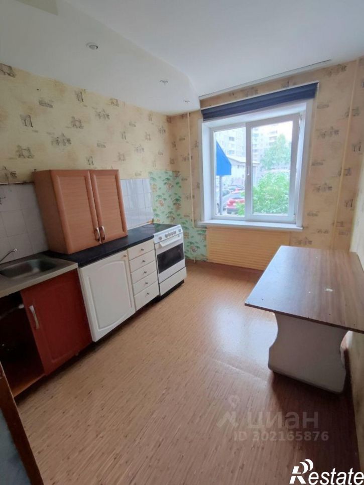 3-комн квартира улица Попова, 75,  д. 75